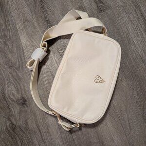 Biossance Cream Crossbody Bag with Adjustable Strap NWOT Travel Bag Makeup Bag